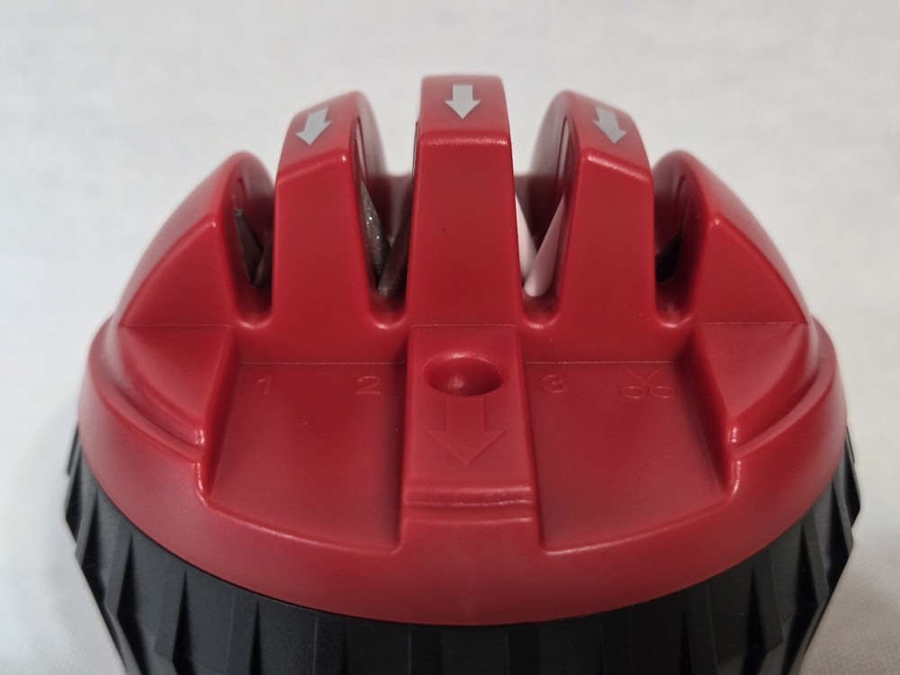 Chefologist 3-Stage Mini Knife Sharpener Red