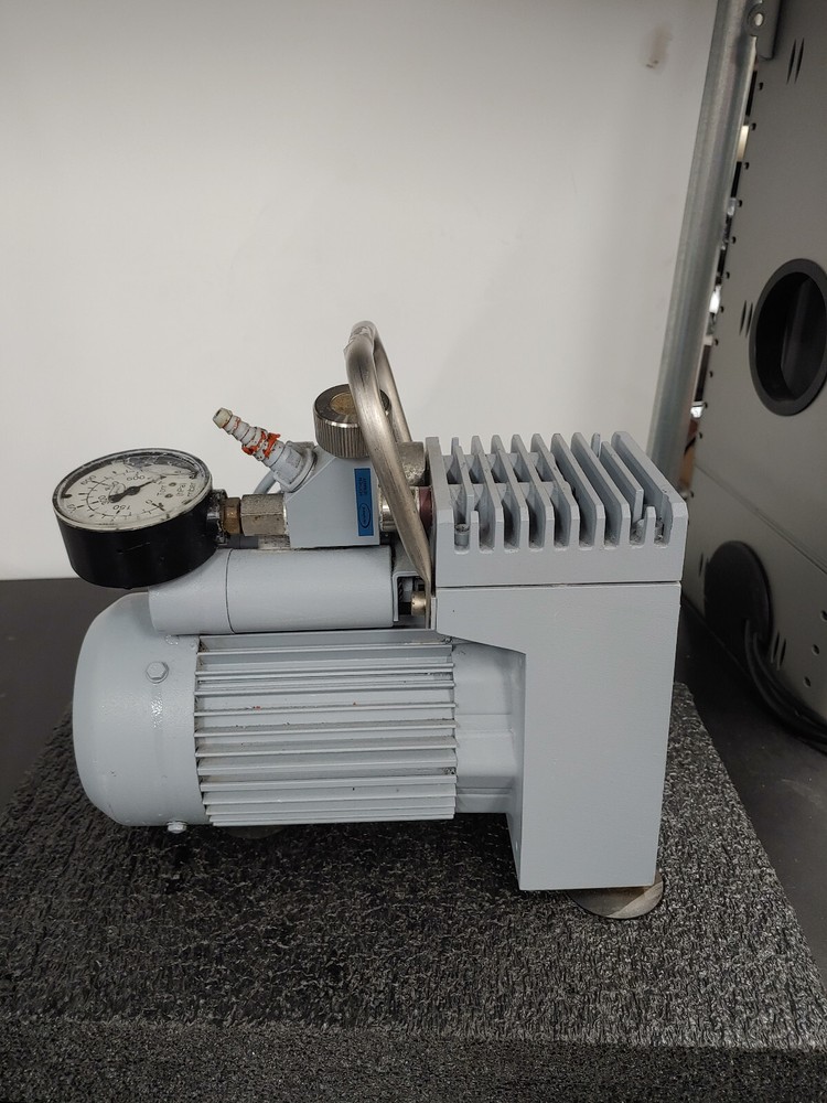 VACUUBRAND ME 2SI Diaphragm Pump
