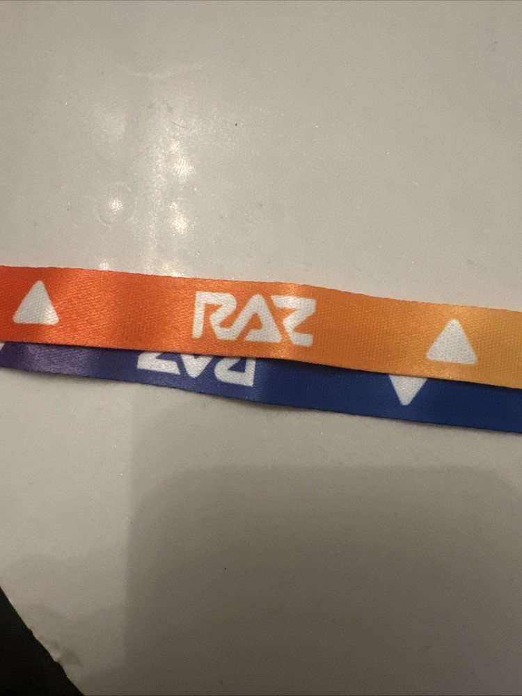 Raz Lanyard