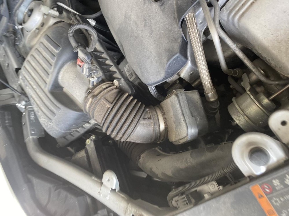 Fuse Box Engine Fits 16-20 ENVISION 1023066