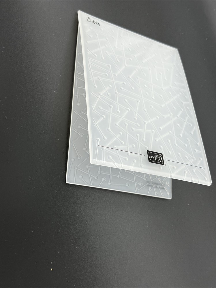 Stampin' Up MAPS ETC Dynamic Textured Embossing Folder Lines Dots Background