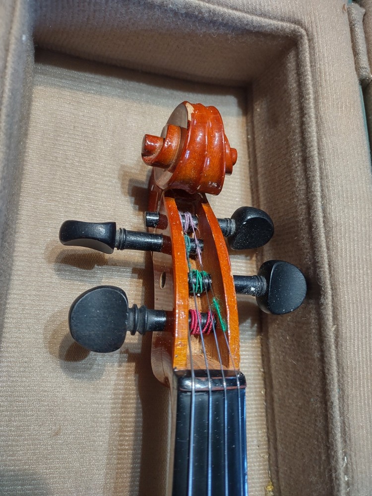 🎻 4/4 Solid Wood Beginner Violin Outfit – Spruce Top & Maple Back, Case 2 Bows