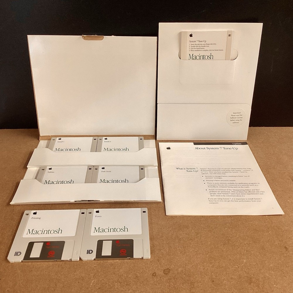 Original Apple Macintosh System 7 Tune-up Software Kit Version 7.0 & 7.0.1
