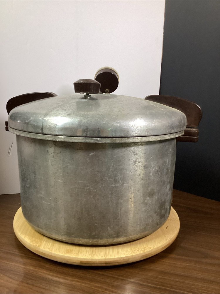 Presto, 16 Quart Pressure Cooker, Canner, Model 7 B