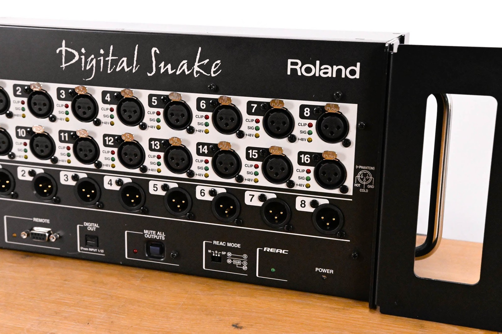 Roland S-1608 16 x 8 Stage Unit CG01XD5