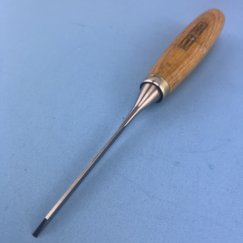 VINTAGE RARE SMALL 1/8'' WIDTH MARPLES CHISEL ,UK .