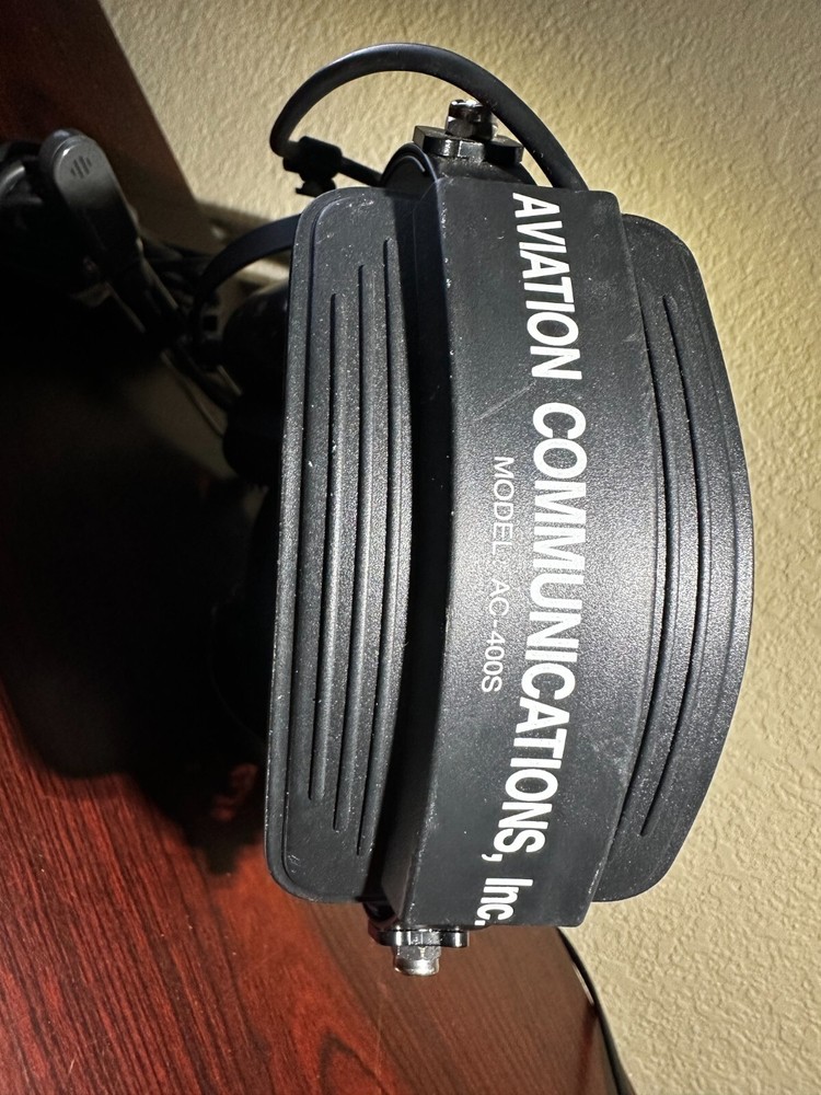 AVCOMM pilot headset AC-400S dual plug guaranteed 30 days