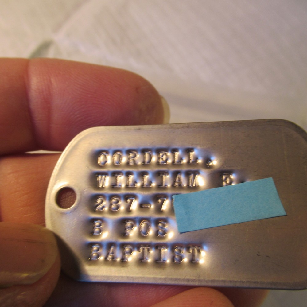 VINTAGE US MILITARY SINGLE DOG TAG WILLIAM CORDELL