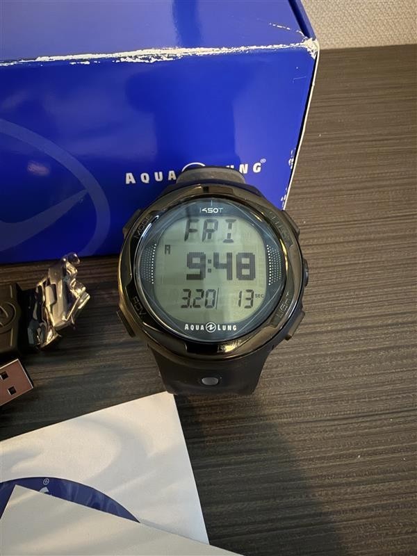 Scuba Diving Computer | Aqua Lung i450T Black | Never worn