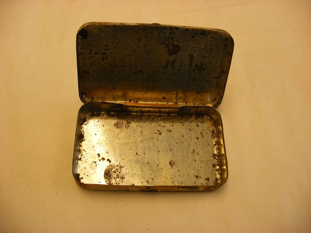 Phonograph Victrola Gramophone - Needle Tin - 200 Parrot - Empty