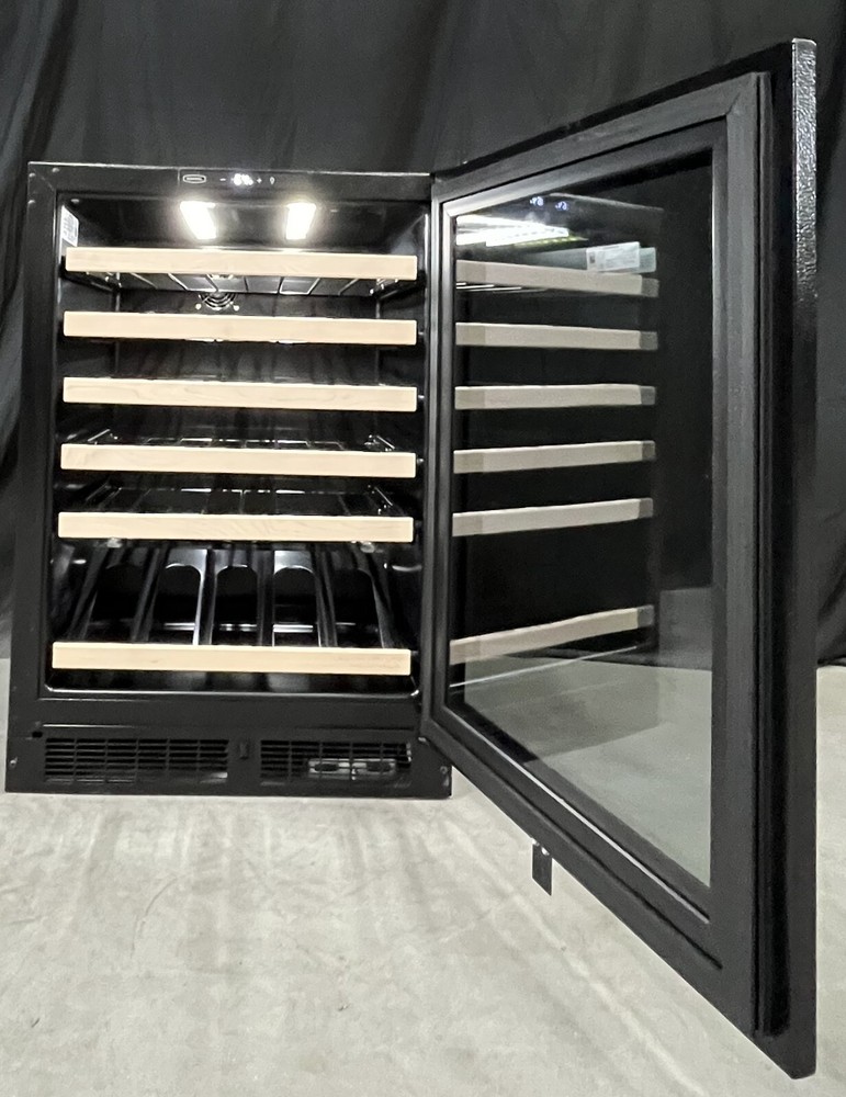 Marvel MLWC324IG01A 24" Wine Refrigerator High Efficiency Single Zone Built-In