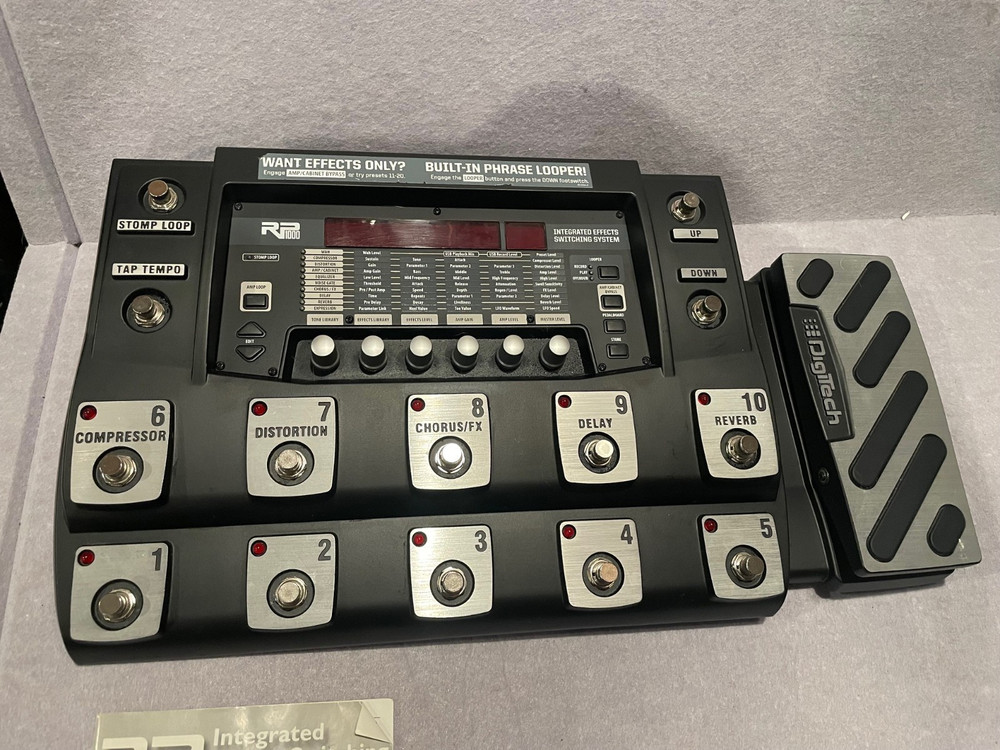 DIGITECH RP1000 MULTI EFFECTS GUITAR PEDAL IN BOX COMPLETE