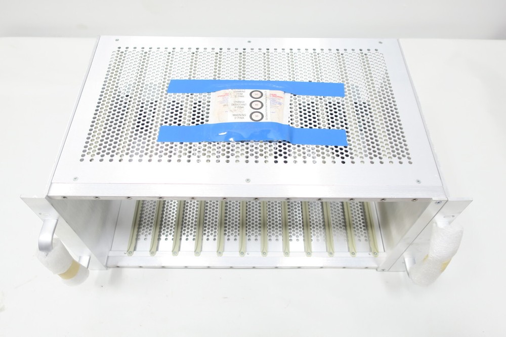 Ist NPB-2004 Rack Panel Chassis Module