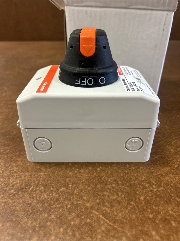New Open Box Mersen Enclosed Manual Motor Controller EJM30BSO / E63822
