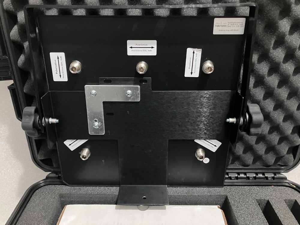 Teradek Bolt 3000 receiver with antenna array in OEM hard case
