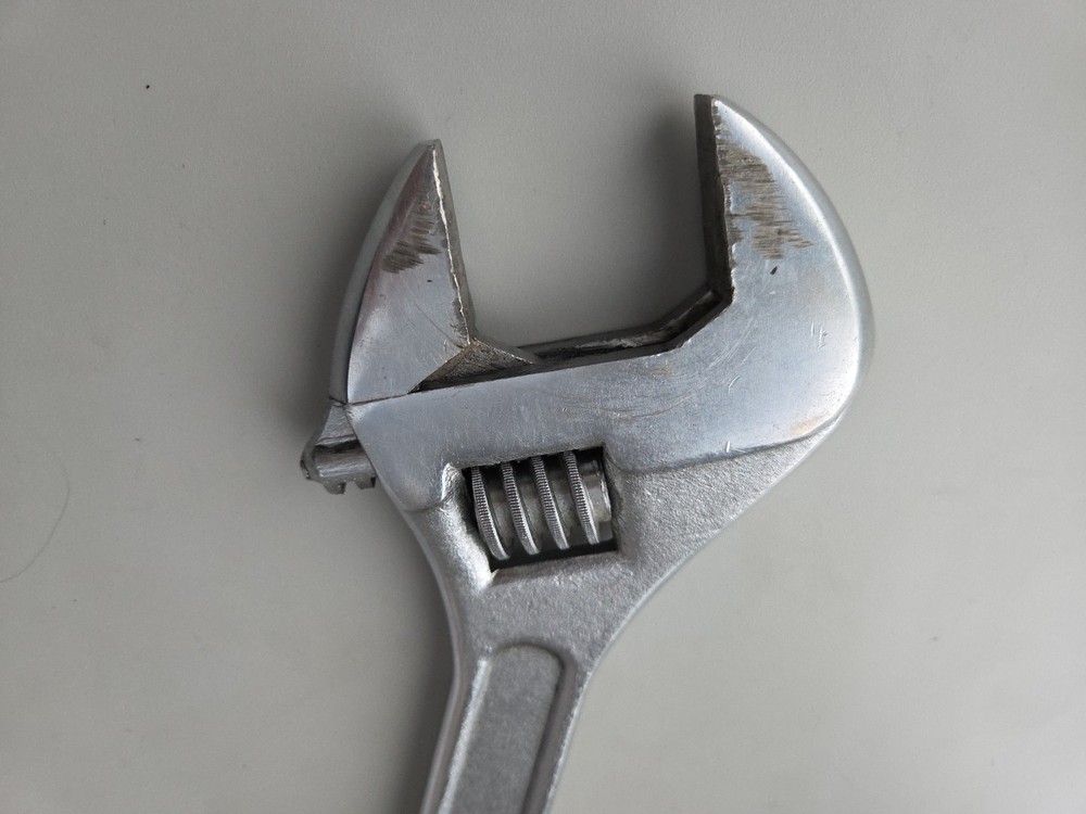 Adjustable Crescent Wrench 15" Made in China