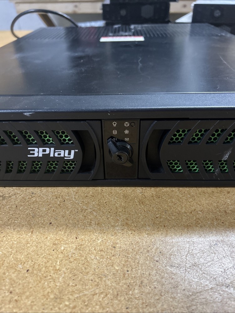 Newtek 3Play 3PXD425 Frame Replay System Powers On #e4