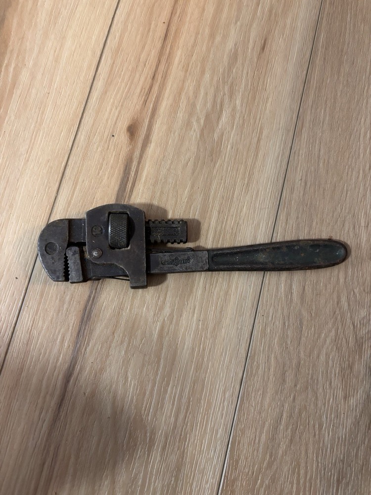 Vintage Stillson #10 Pipe Wrench