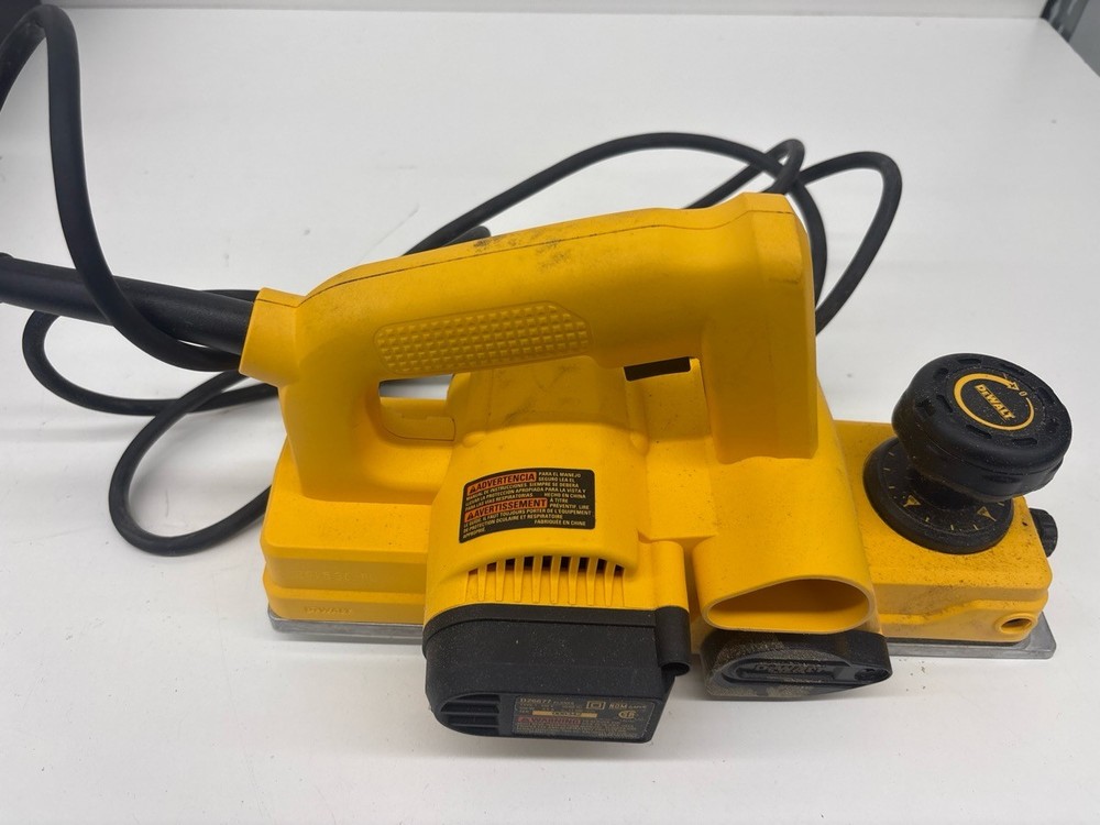 DEWALT PLANER D26677 (P23015202)
