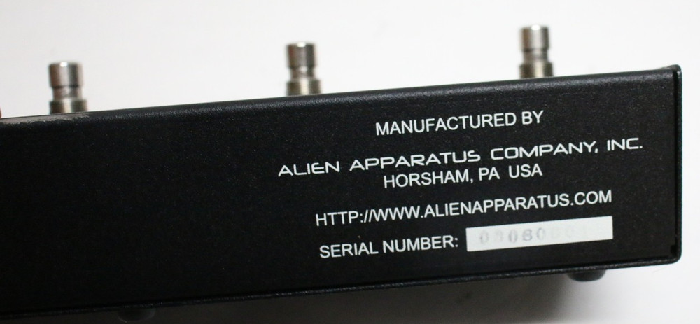 Alien Apparatus Solo Performer DMX Show Controller model DMX512