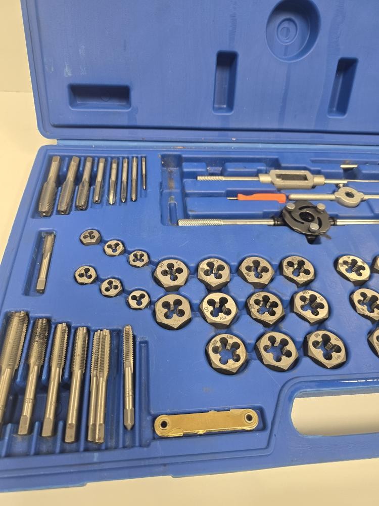 CORNWELL 76 PC TAP & DIE SET (P21027459)