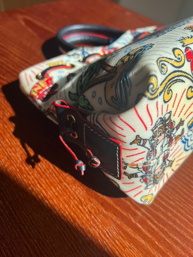 NWT Disney Dooney & Bourke DCL Sketch Tassel Tote D045B - EXCELLENT PLACEMENT