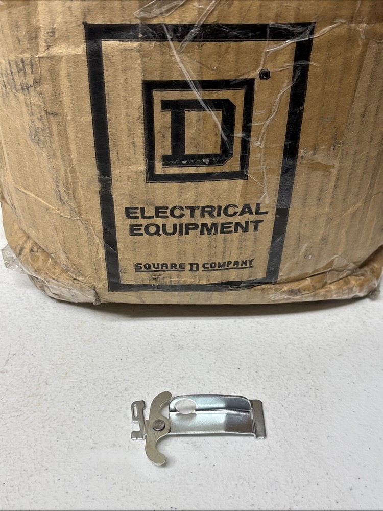 Square D QO2DTI Circuit Breaker Handle QO Q1 Mechanical Interlock Attachment OEM