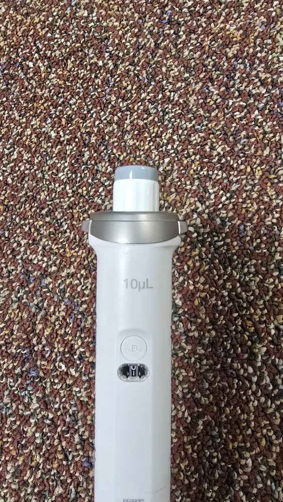 Eppendorf Reference 2 Pipette, Single-Channel, 10ul. Used, great condition