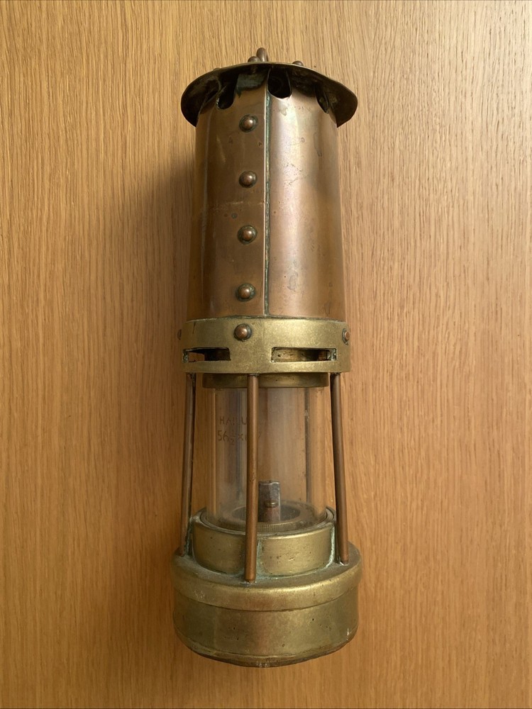 Miners Lamp E Thomas & Williams Ltd - Cambrian Makers Type No9 - Aberdare No169