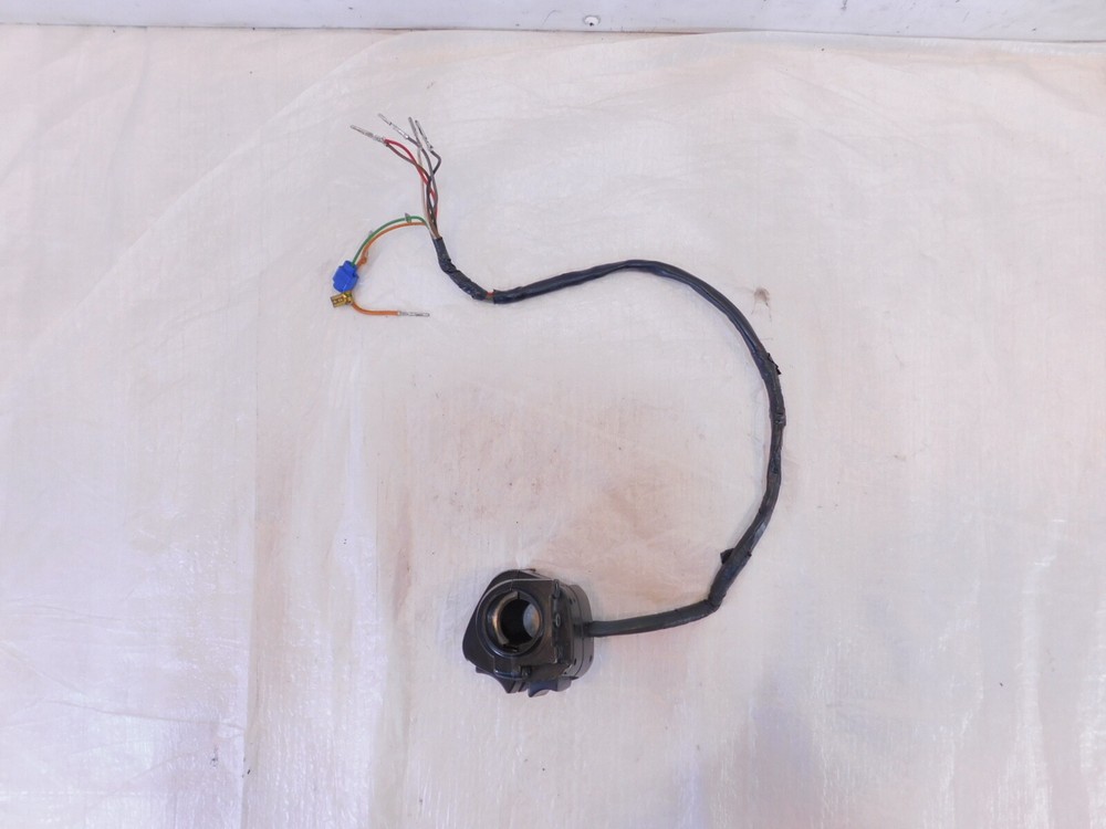 1986 Harley Davidson Sportster Right Handlebar Engine Start Stop Switch Buttons