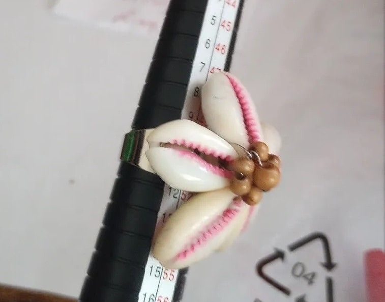 Hand Made Shell Flower White ,Pink, Brown Silver Tone Adjustable Ring