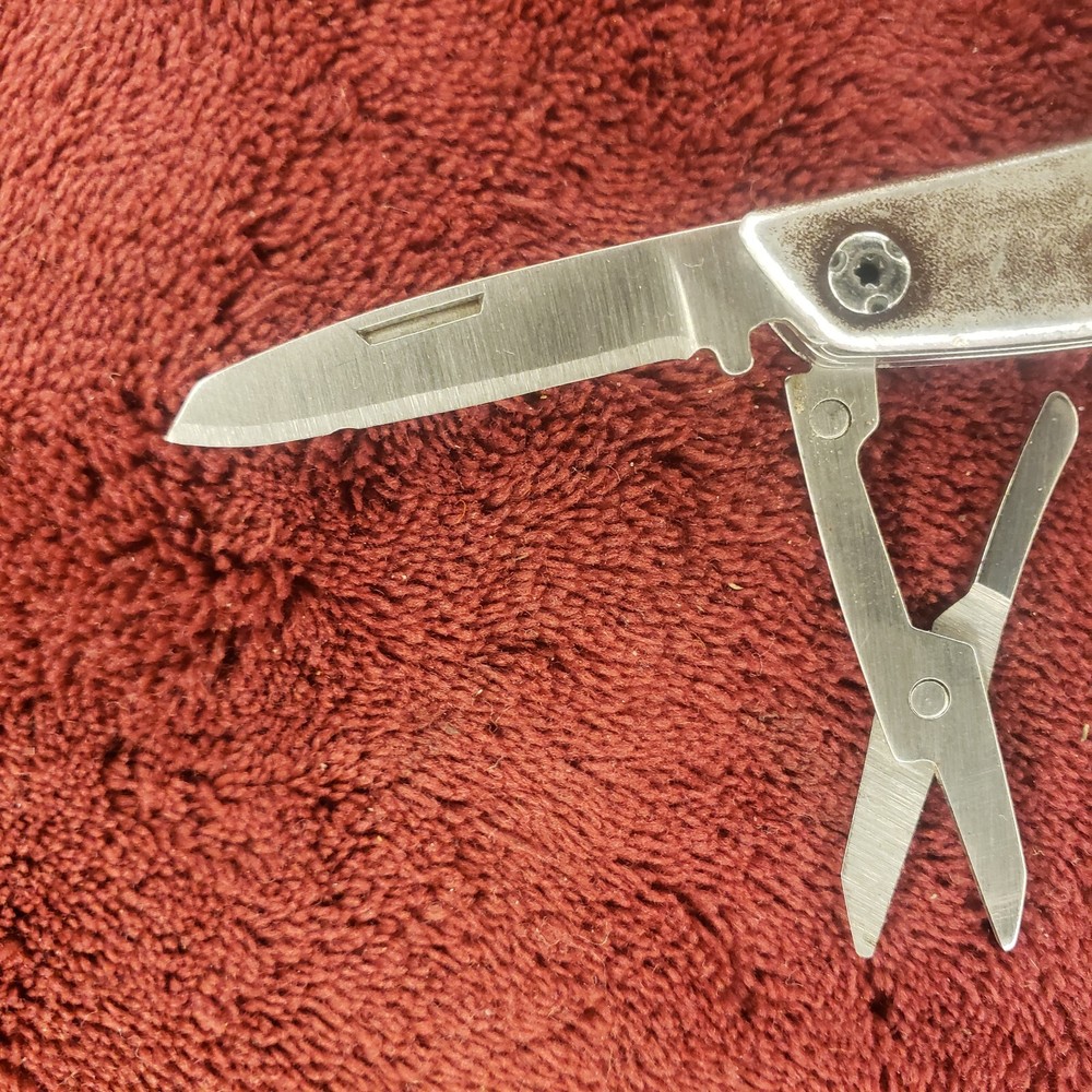 True utility Pocket Multi Tool BG22J