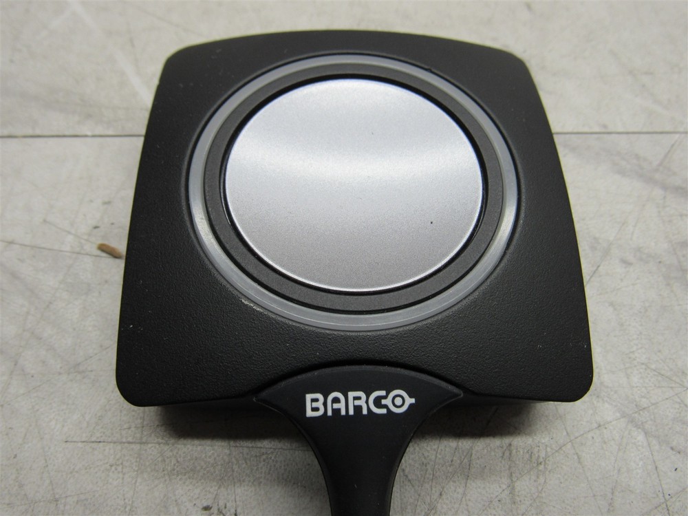 BARCO ClickShare CSE-200 / R9861520 Wireless Presentation Device w/ Button & AC
