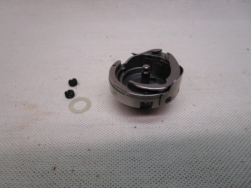 PFAFF Model 1473 Sewing Machine Hook. Plus fits many more Pfaff Models