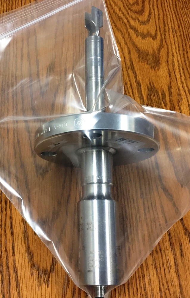 Endress + Hauser FTL51-AAC2CB2N3A Liquiphant M Point Level Switch