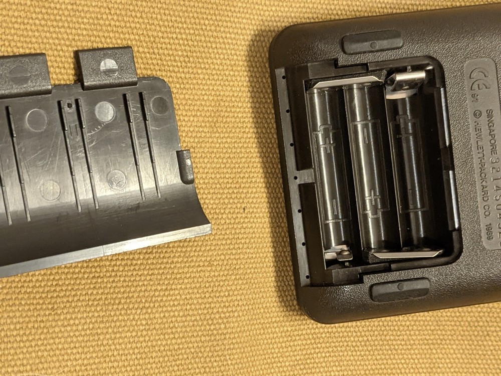 HP 48SX Scientific Expandable Calculator With Case Missing 1 Vertical Column