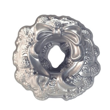 Nordic Ware Holiday Wreath Pan