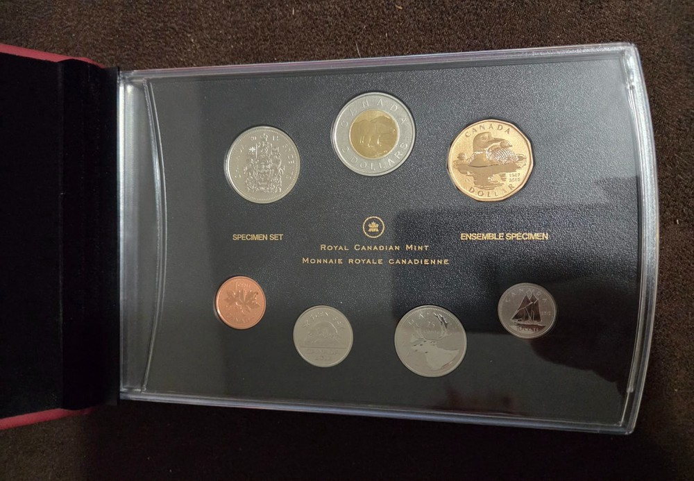 2012 Specimen Set: The Loonie, 25th Anniversary