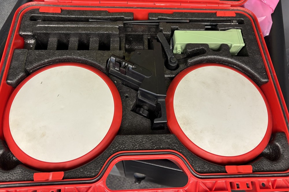 Leica GPS900 GPS Base & Rover System