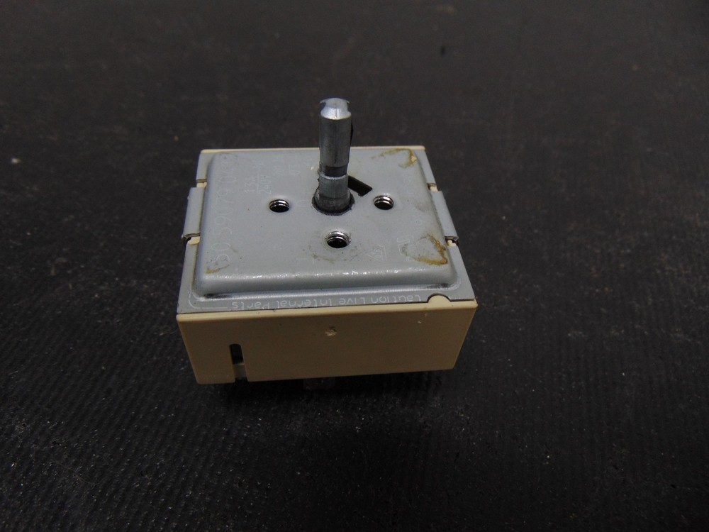 GE Range JB640DR2CC Surface Element Control Switch WB24T10058