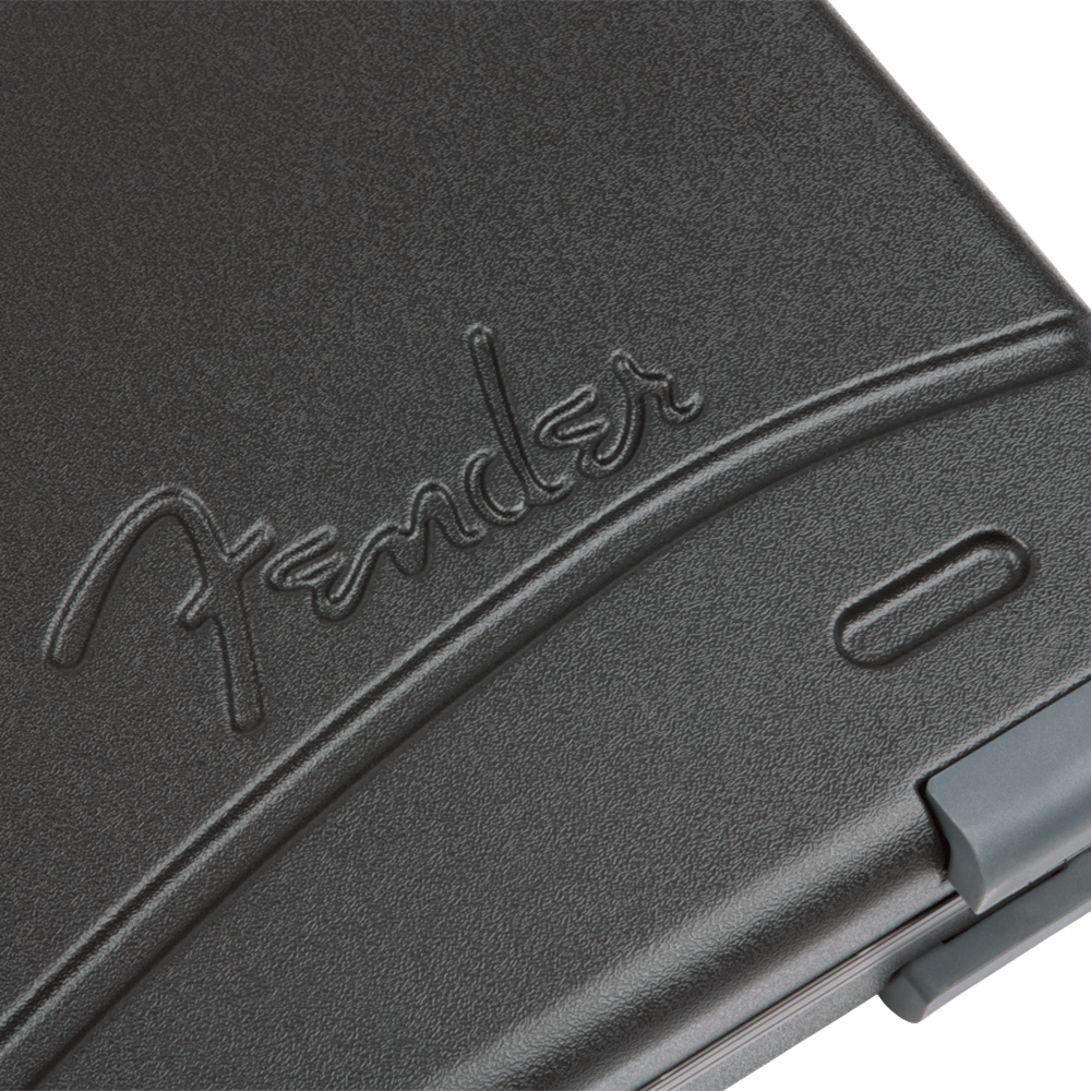 Fender Deluxe Molded Hardshell Case – Strat®/Tele®
