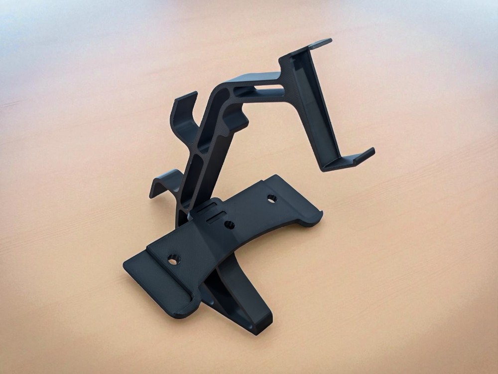 Sega Saturn - Console & Controller Stand