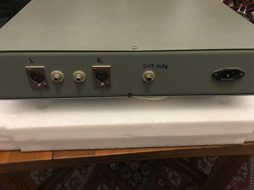 Stereo Encoder Professional Broadcast FM - DB Elettronica Mod B85