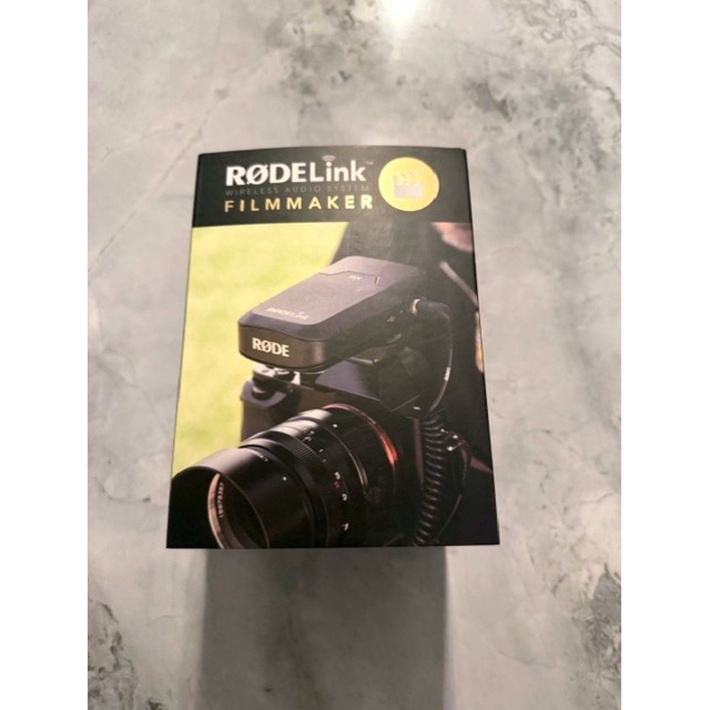 RODE RODELink Filmmaker Wireless Audio System, Wireless Lavalier Microphone Kit