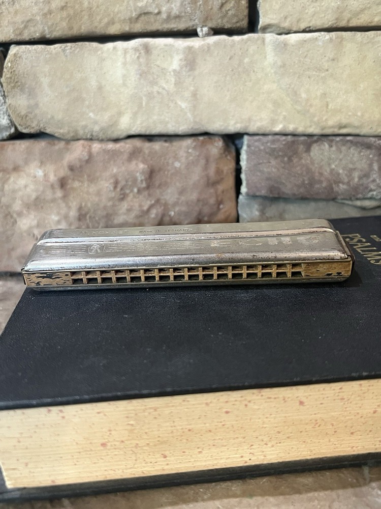 Vintage Echo Harmonica
