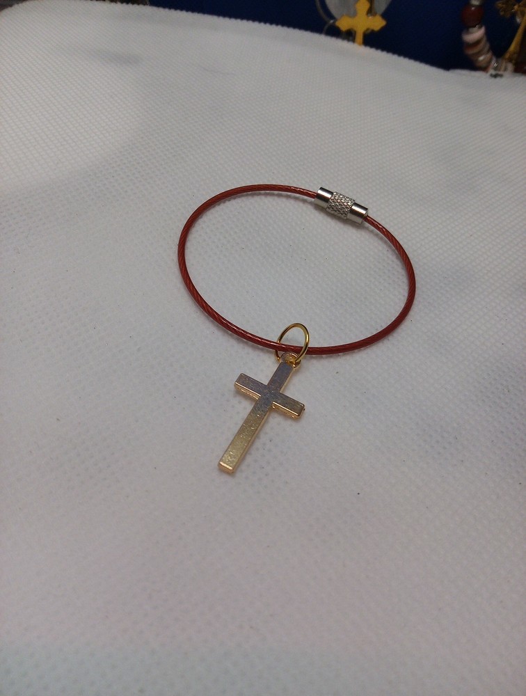 KEYCHAIN & CROSS PENDANT STRONG CABLE TWIST OFF ON