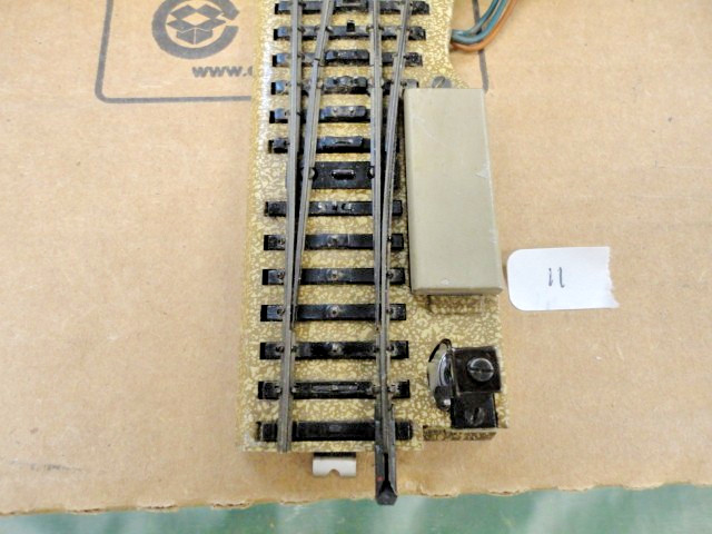 Marklin Ho Model Track 3900 MW Right hand switch set #11 nice!
