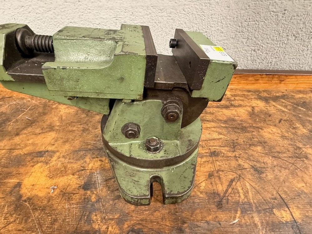 Machine Vise 125 Mm With Angle Adjustment