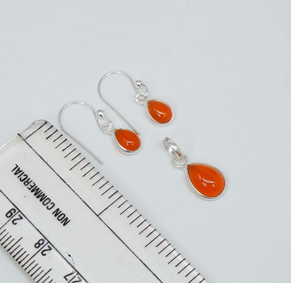 925 Solid Sterling Silver Red Carnelian Hook Earring Pendant Set