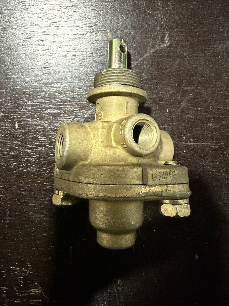 BENDIX PP-1 DASH MOUNT CONTROL VALVE T293507 276569N